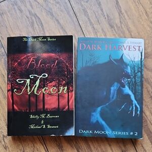 Vampire/werewolf Books
